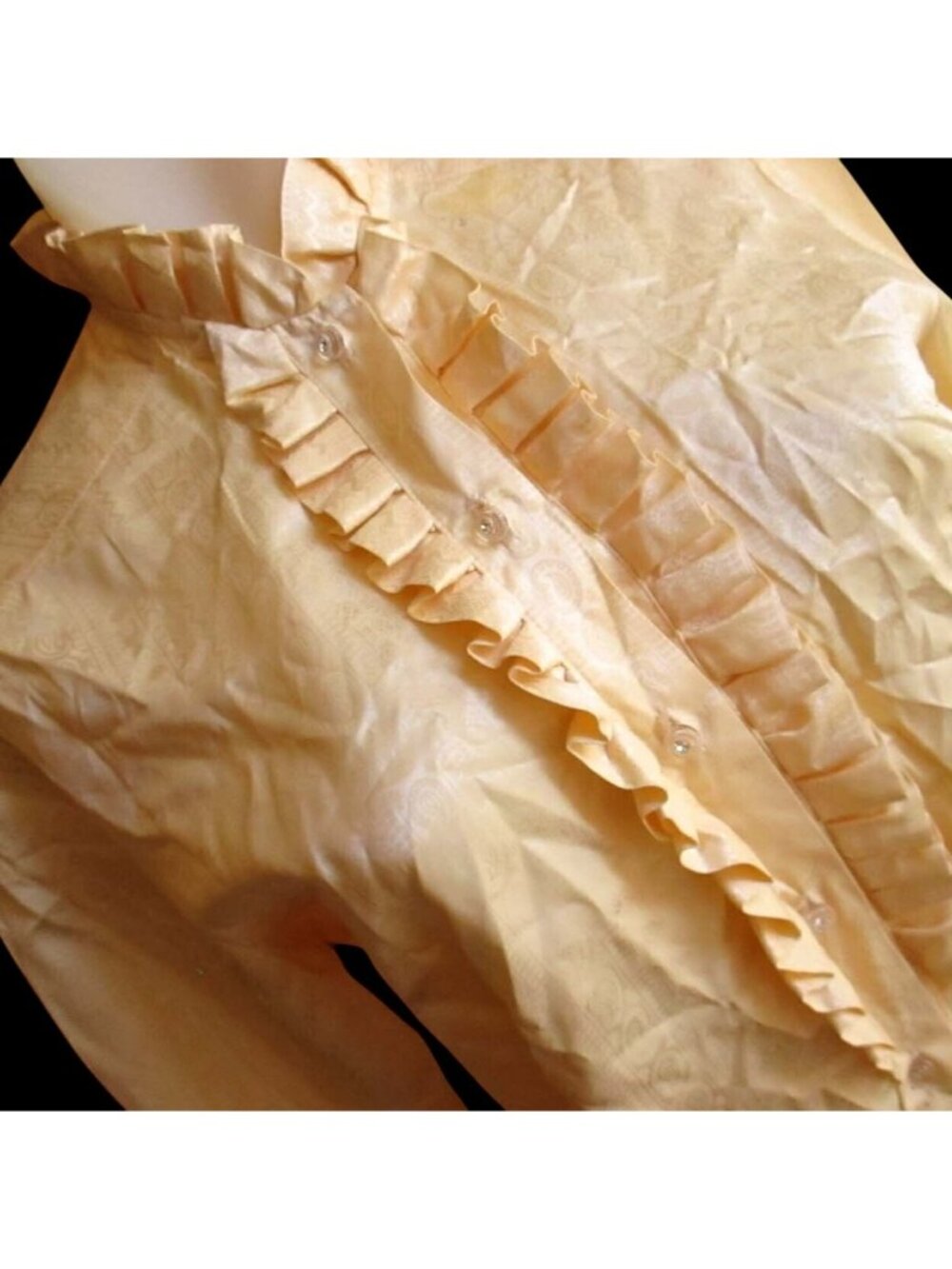 Vampire True Vintage Blouse Medium 1960's Mod Yellow Ruffled 3/4 Sleeves